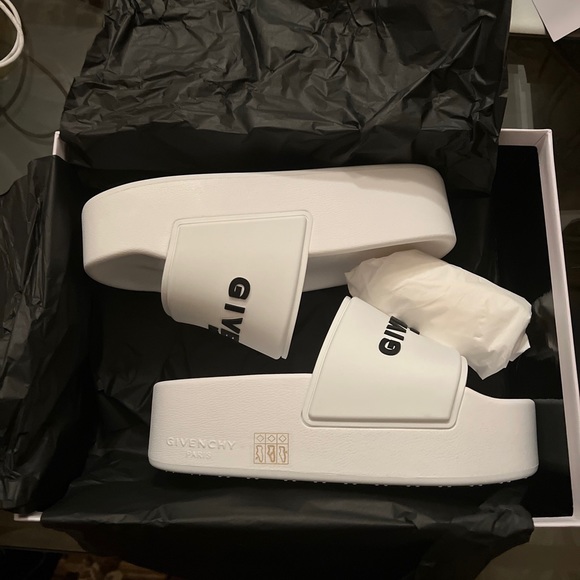 Givenchy platform sandals - Picture 1 of 6